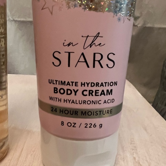 Bath And Body Works: In The Stars - Picture 2 of 5
